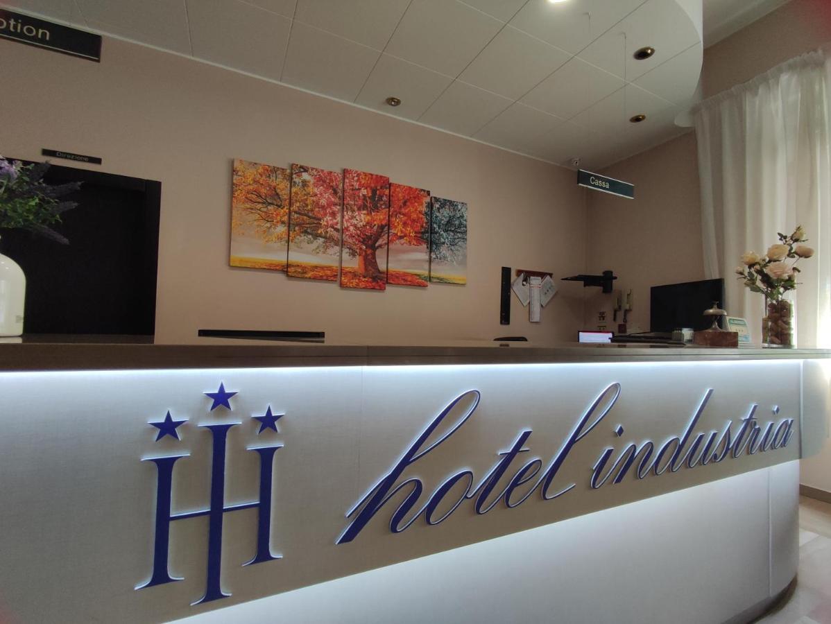 Hotel Industria 브레시아 외부 사진